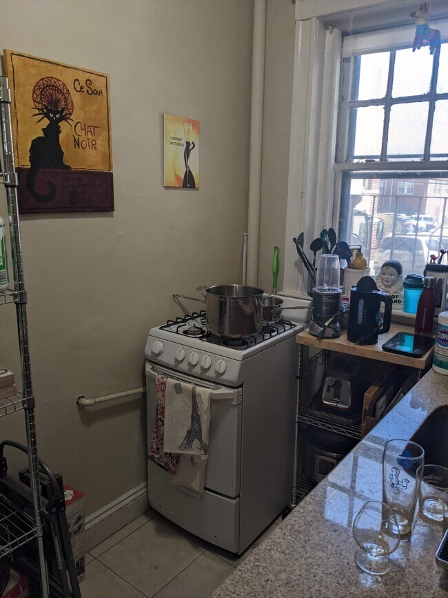 Photo - 309 Allston St Unidad 4