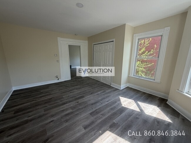 Photo - 230-230 Franklin Ave Unit FL2