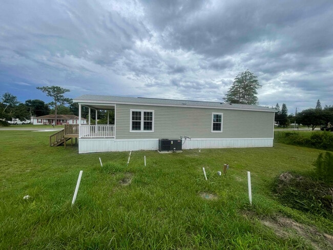 Photo - 14545 Congress St