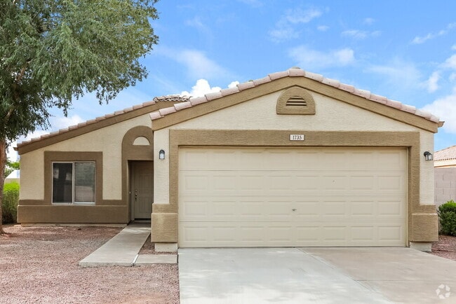 Building Photo - 1735 E Cheyenne St Rental