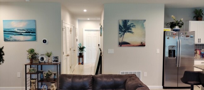Photo - 201 Raspberry Rd