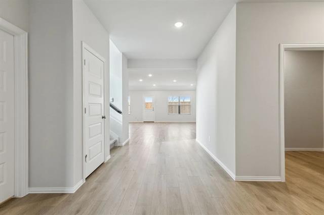 Photo - 511 Frst Hvn Dr