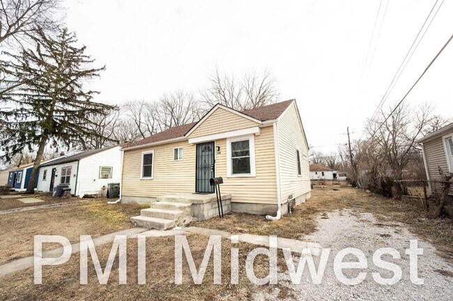 Photo - 3101 N Temple Ave