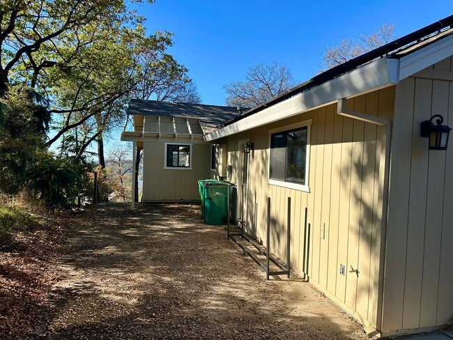 Photo - Beautiful 4-Bedroom Home with Stunning Vie...