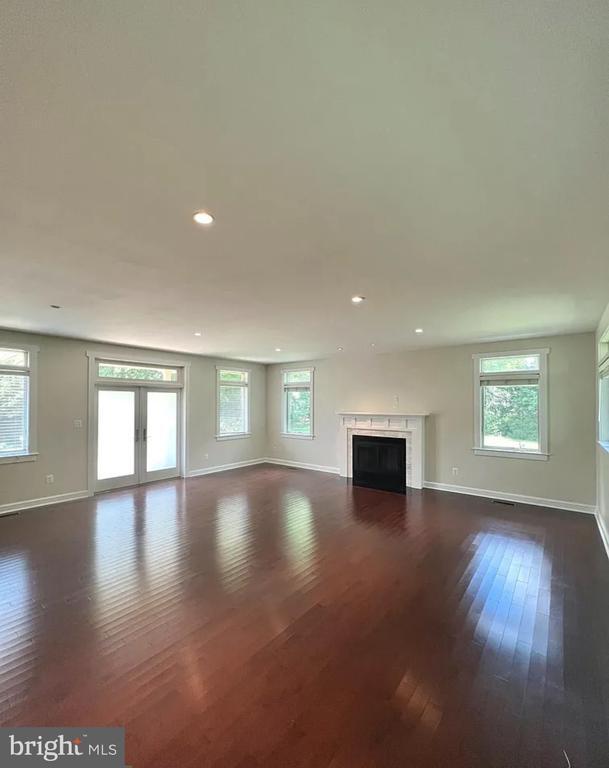 Photo - 10512 Norman Ave