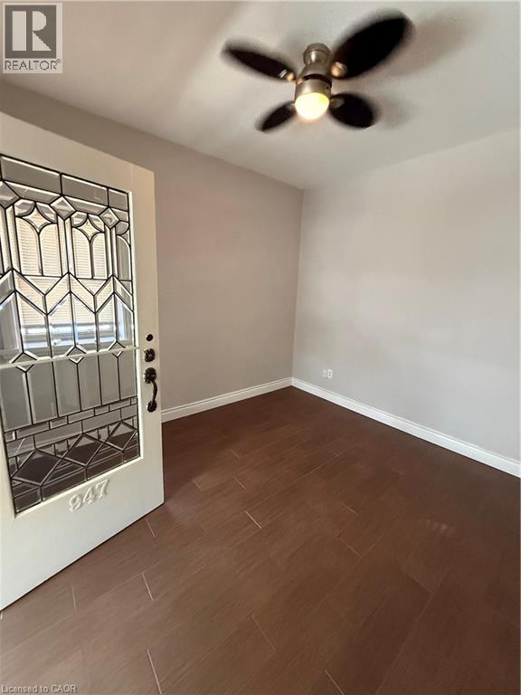 Photo - 947 Main St E Unit 1