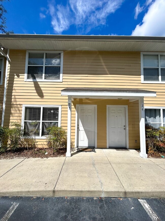 2/2.5 Cozy Condo in Isabella Park - 2/2.5 Cozy Condo in Isabella Park
