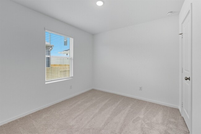 Photo - 30527 Bladnoch Ln