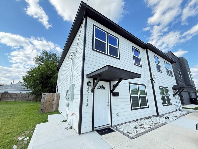 Building Photo - 4511 Reed Rd