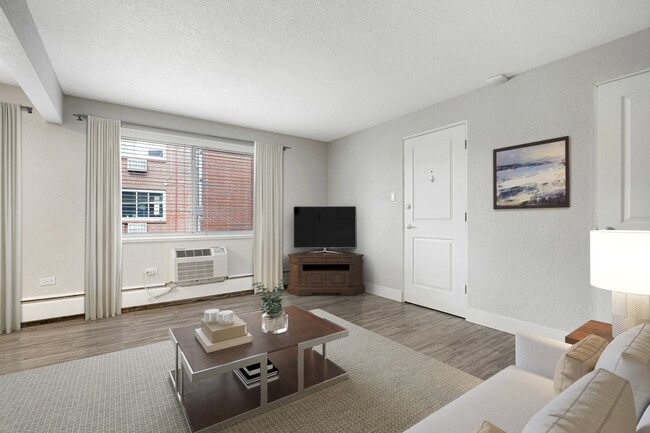 Photo - 1594 S Albion