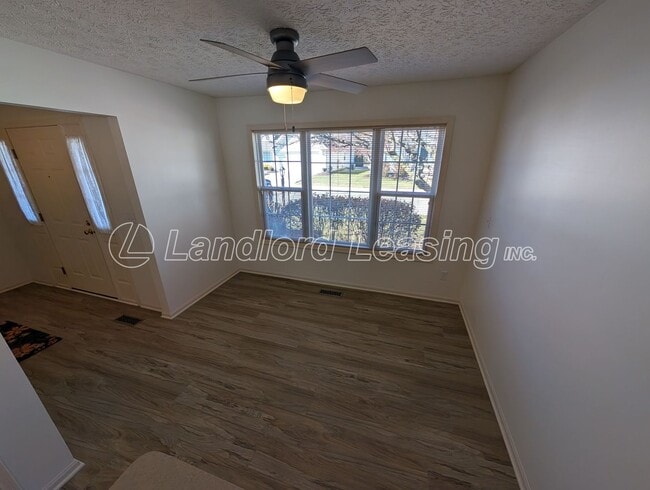 Photo - Well-Maintained Ranch in Pin Oak Preserve with Fireplace & Den