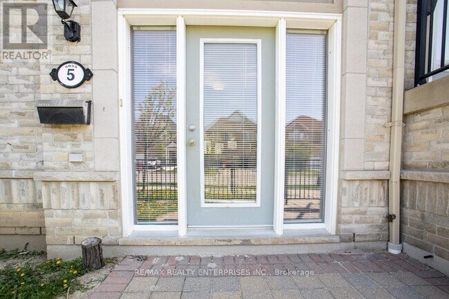 Photo - 5055 Oscar Peterson Blvd