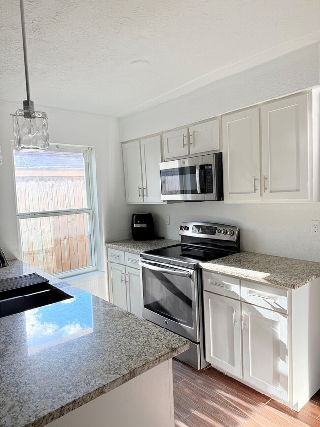 Photo - 5914 Bridgegate Dr