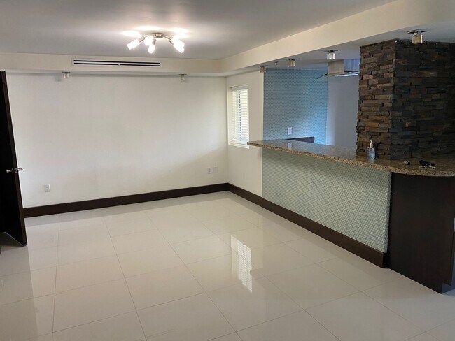 Photo - 2475 NW 16th Street Rd Unit 506