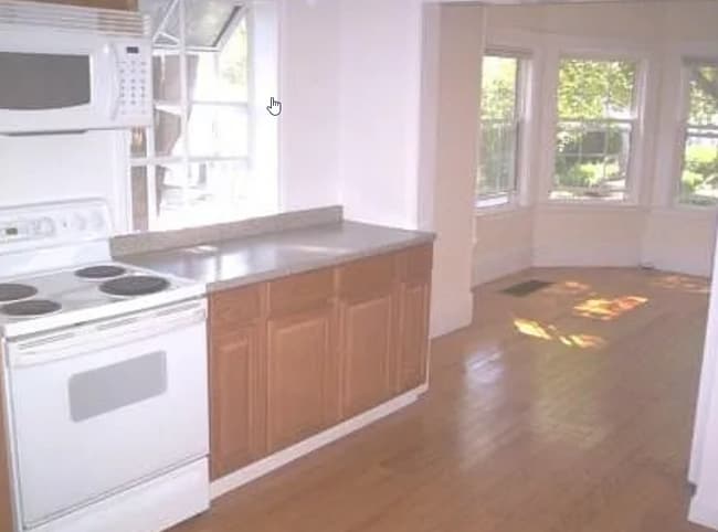 Photo - 190 Norfolk St Unit 2
