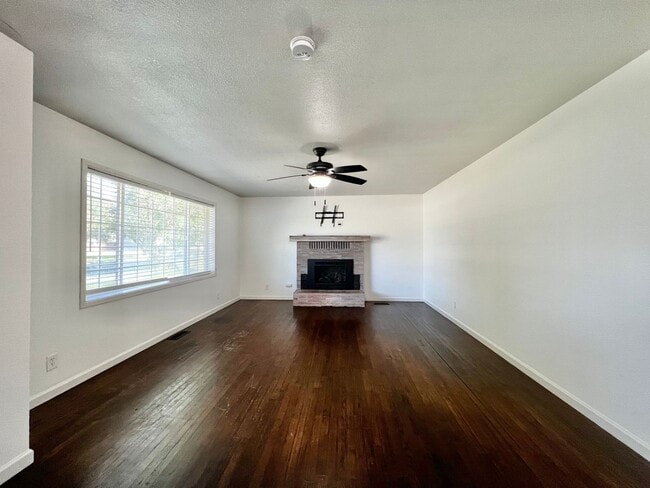4206 Onyx Ave