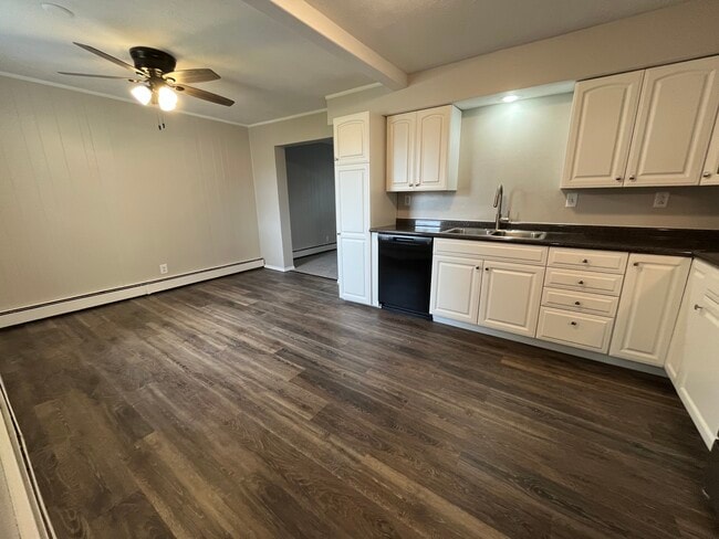 Photo - 1209 Rosewood Dr NE