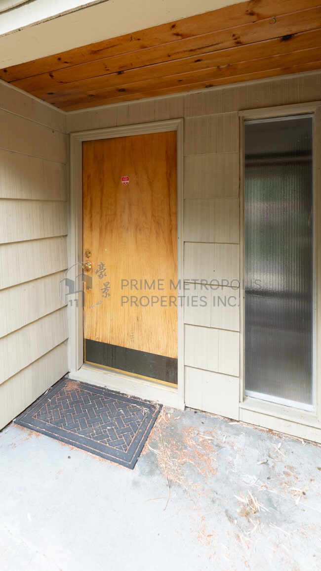 12045 25th Ave NE