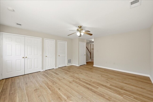 Photo - 46030 Bayswater Terrace