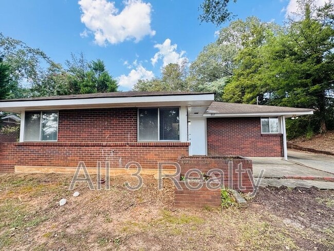 Building Photo - 807 Gillespie St Rental