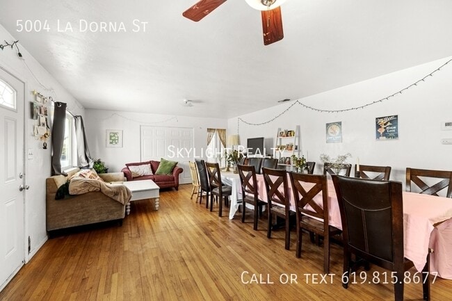 Photo - 5004 La Dorna St