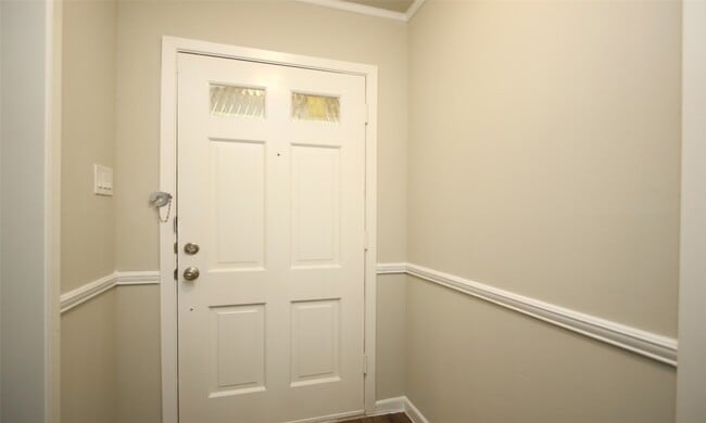 Photo - 9205 Vicksburg Ave