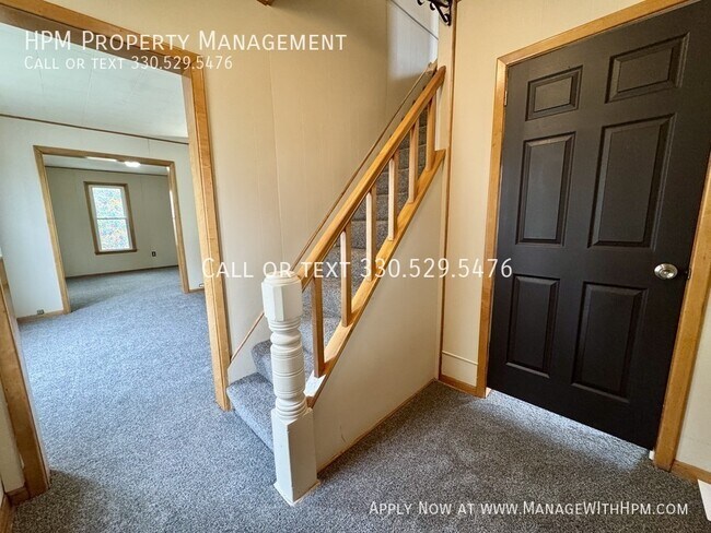 Photo - 601 Lincoln Ave NW