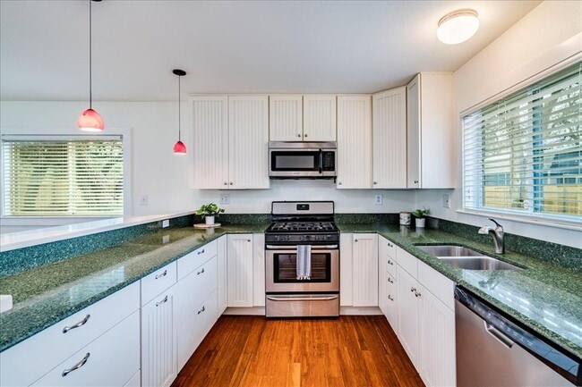 Photo - 2505 Riddle Rd