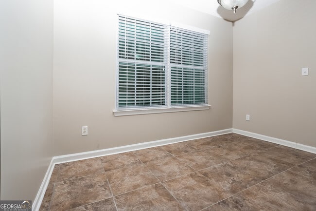 Photo - 1012 Ardwick Ct SE