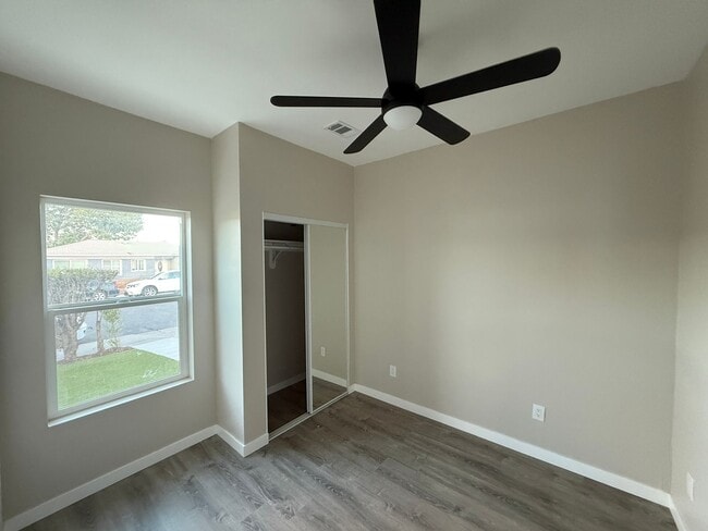 Photo - 5176-5178 Ewing St. Unit 5178 Ewing St.