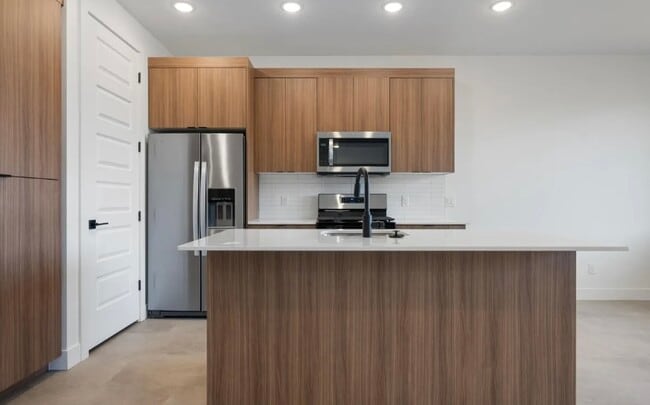Photo - 310 S 1930 W