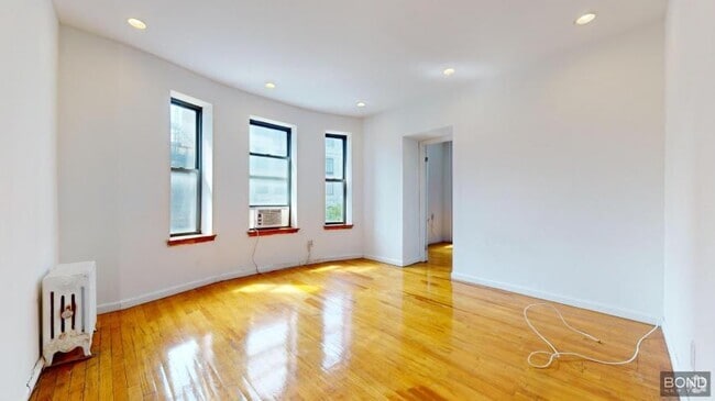 Building Photo - 3 bedroom in Manhattan NY 10003 Unit 5 Rental