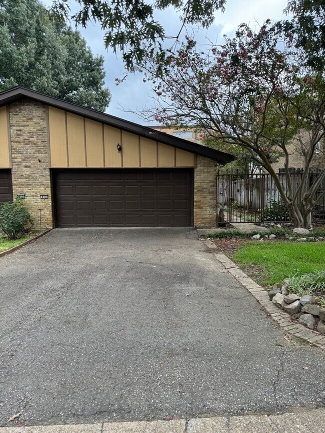 Building Photo - 613-613 Kings Mountain Dr Unit 613
