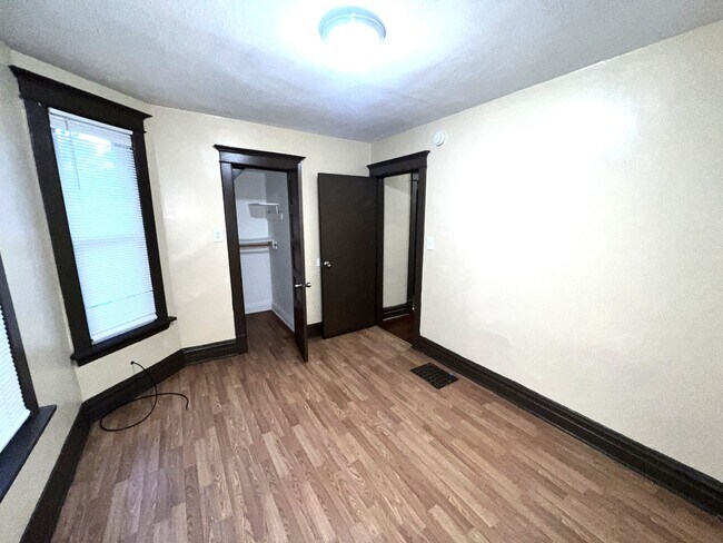 Photo - 12015 S Stewart Ave