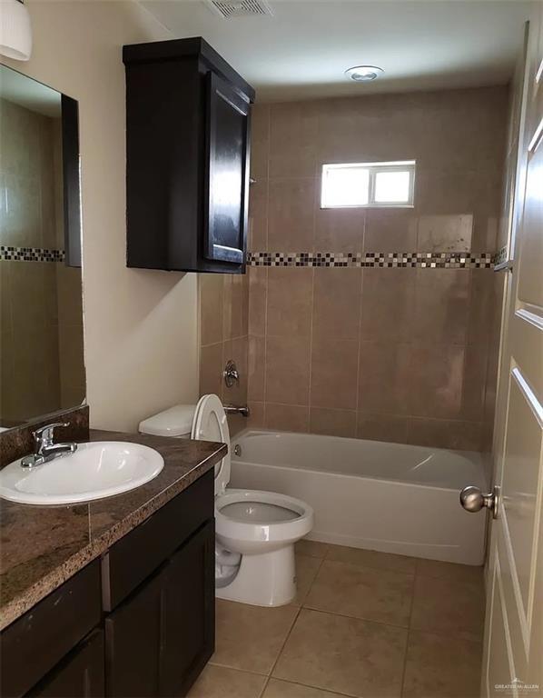 Photo - 7 Taxco Ct Unidad 1