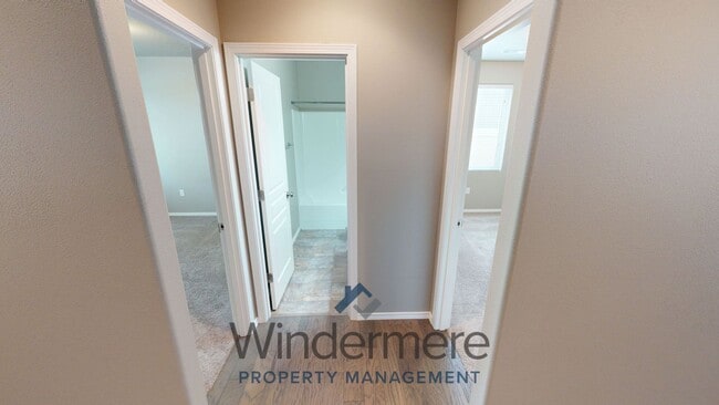 Photo - 1349 S W Virginia St
