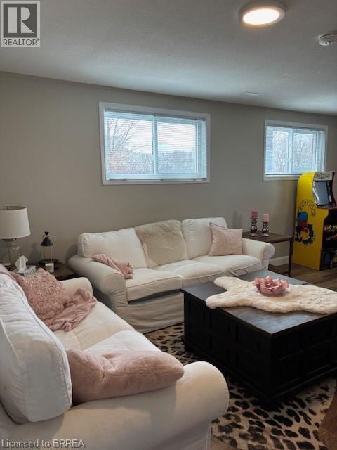 Photo - 991 Watts Pond Rd