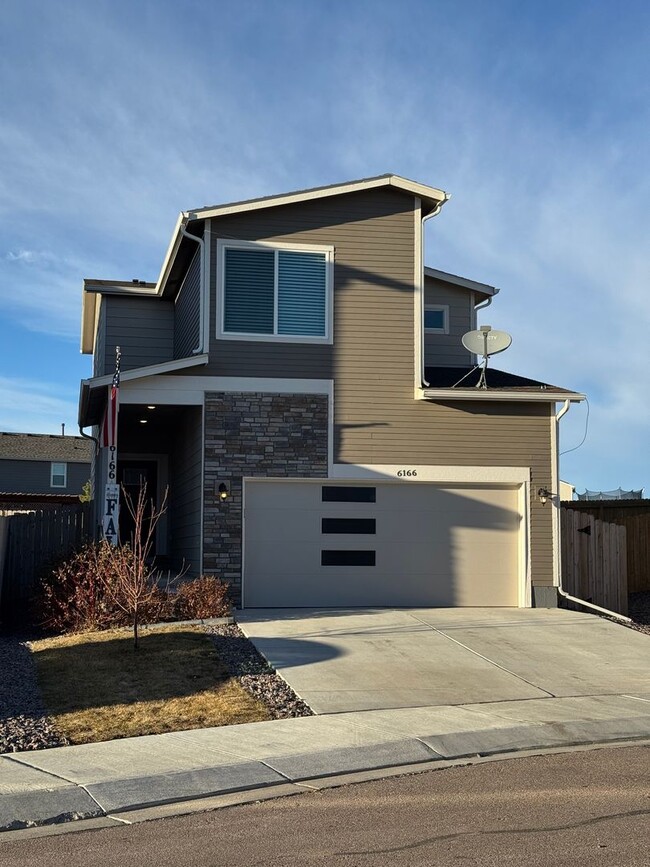 Photo - Like new 3 bed, 2.5 bath, 2 car in Lorson Ranch!