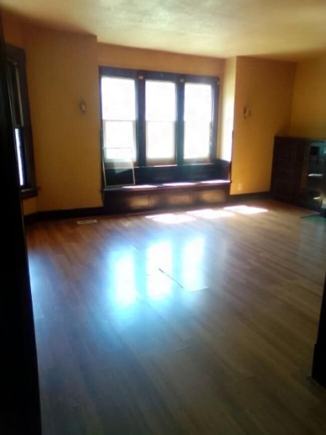 Building Photo - 812-814 S. 30th St. Unit 814-Lower