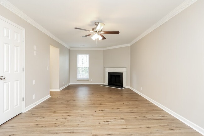 Photo - 113 Brockhampton Ct