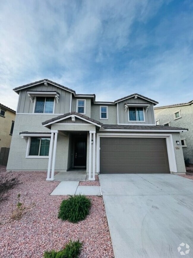 Building Photo - Beautiful Home with Great Mountain Views