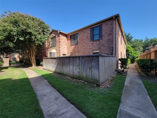 Photo - 2255 Braeswood Park Dr Unidad 259