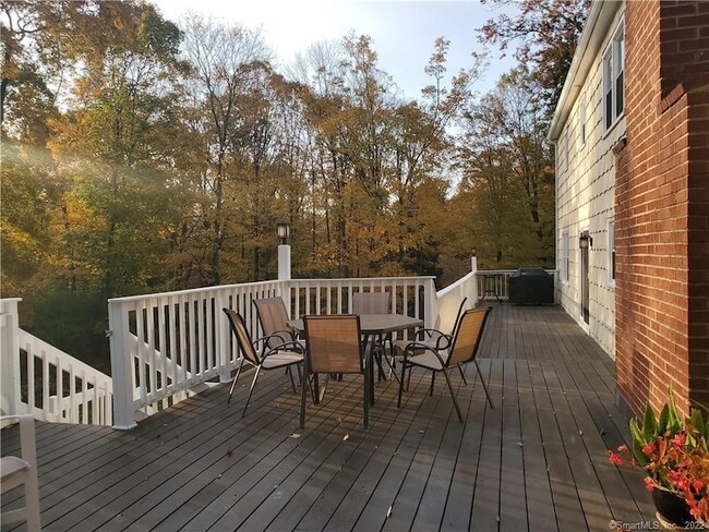 Photo - 208 Guinea Rd Casa