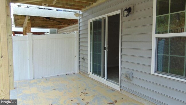 Photo - 1813 Wind Gate Rd