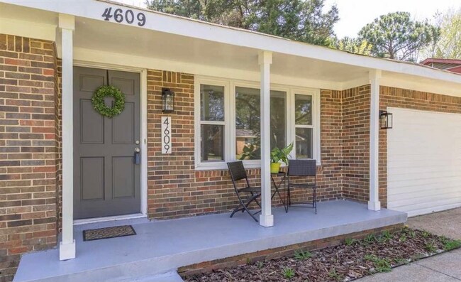 Photo - 4609 Bluehaven Dr NW