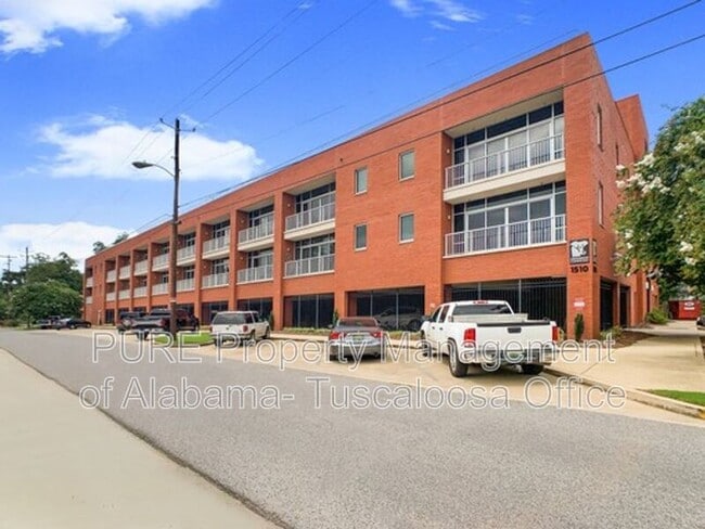 Building Photo - 1510 9th St