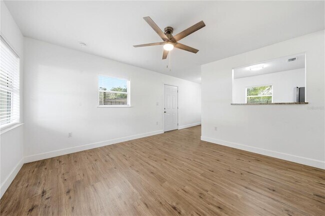 Photo - 1009 Nebraska St