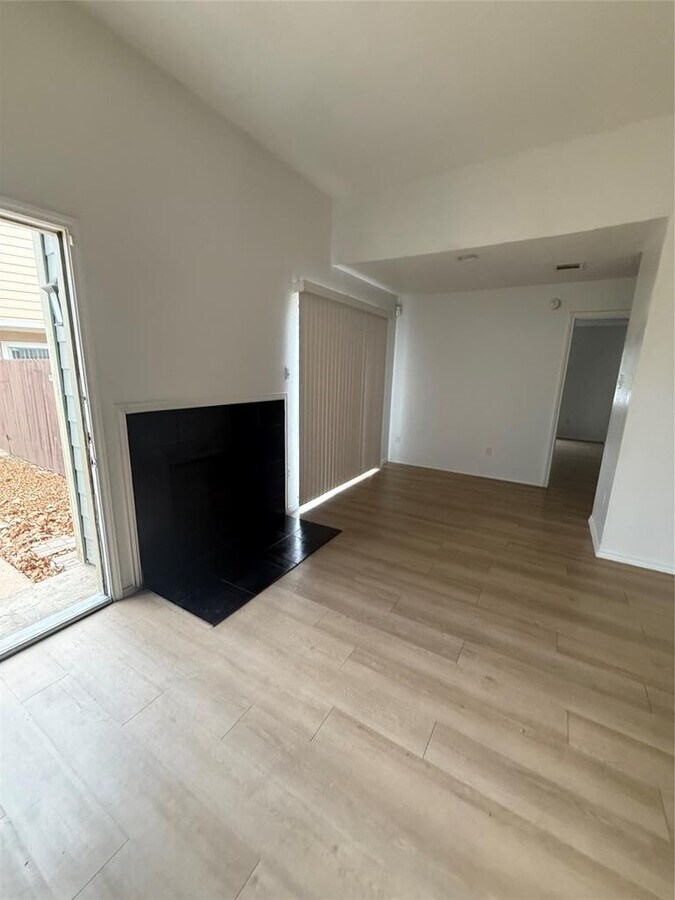 Photo - 11604 Argonne Forest Trail