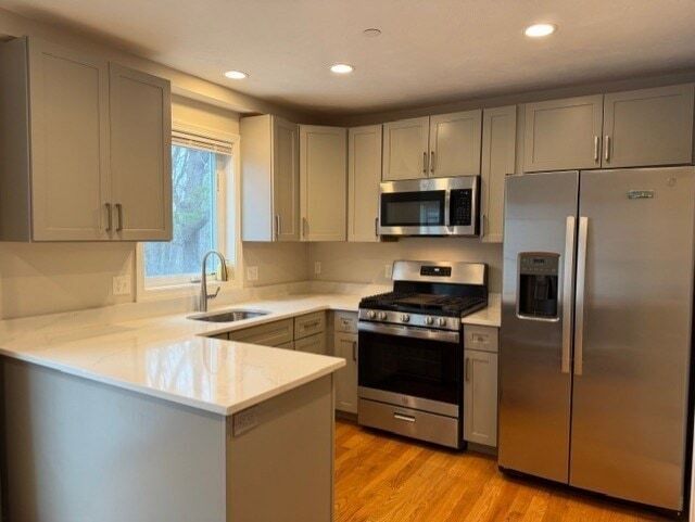 Photo - 1418 Main St