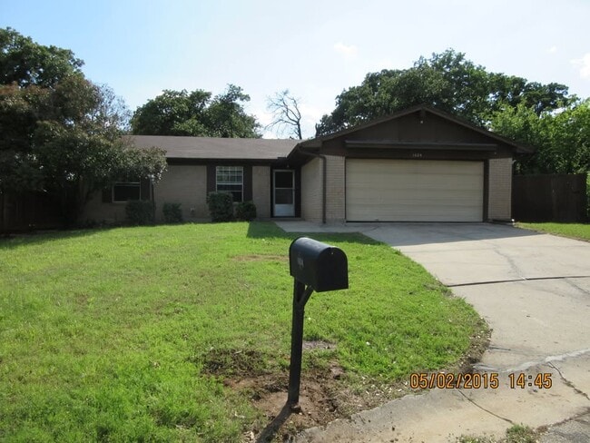 Photo - 1604 White Oak Ct Casa